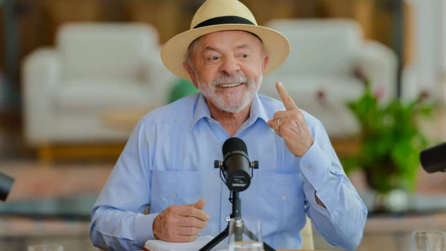 Lula grava 6 segundos para guias eleitorais do PT e reforça pautas do governo