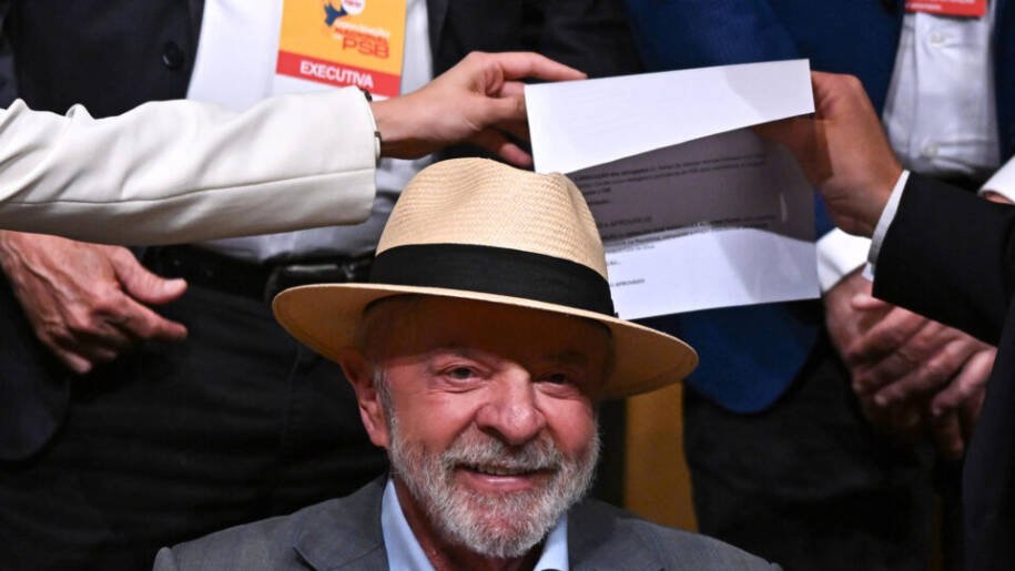 Lula regulamenta mercado livre de energia, mas consumidores perdem tarifa social