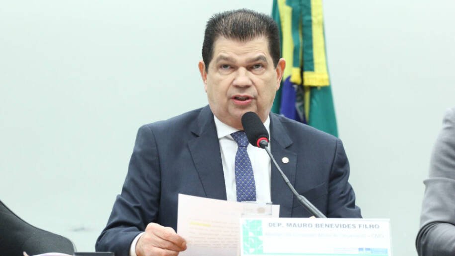 Lula retira Mauro Benevides Filho do União Brasil da vice-liderança na Câmara