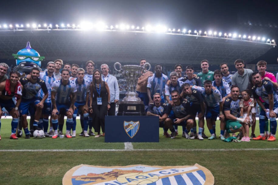 Málaga CF se autoproclama campeão após saída do Fulham antes dos pênaltis