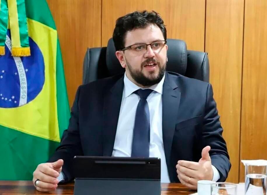 Marco Aurélio Ribeiro recebe minuta de lobista em investigação no STF