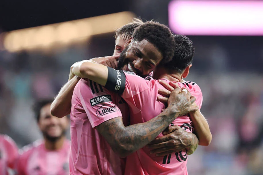Messi brilha no Inter Miami com dois gols e assistência a Micael na Leagues Cup