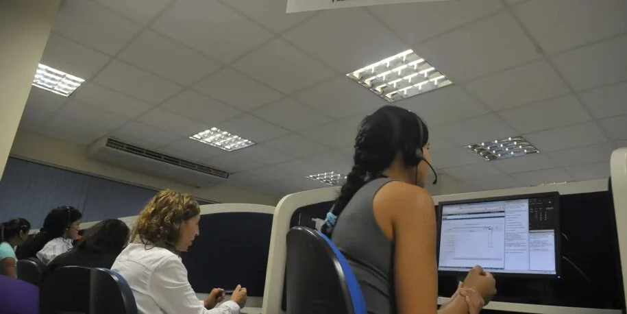 Ministério da Justiça revela 782 mil atendimentos a mulheres em 2025; crise persiste!