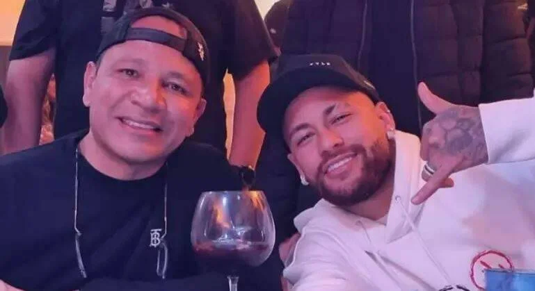 Neymar Pai revela que filho ainda não decidiu sobre Seleção Brasileira