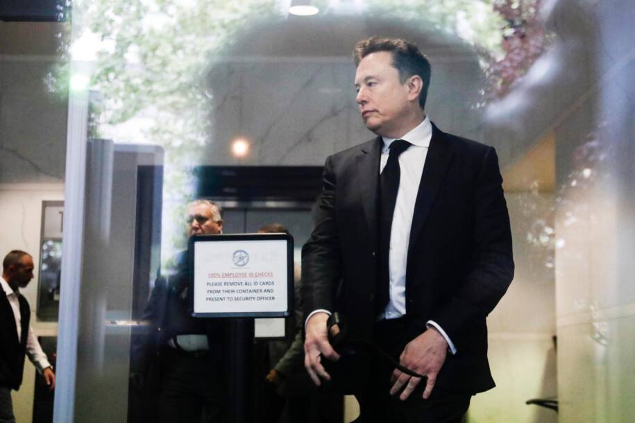 OpenAI interrompe fornecimento à Cursor, intensificando rivalidade com Elon Musk