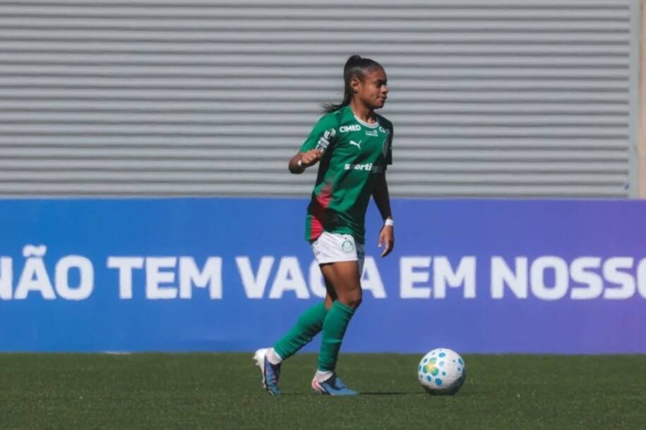 Palmeiras vence Internacional e se aproxima do topo do Brasileirão Feminino