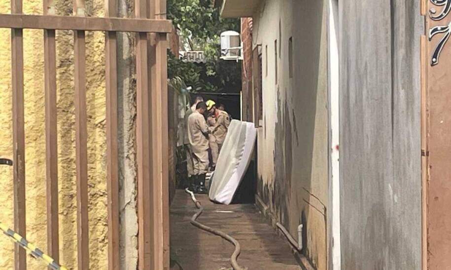 Polícia Civil investiga morte de homem carbonizado em incêndio em Três Lagoas