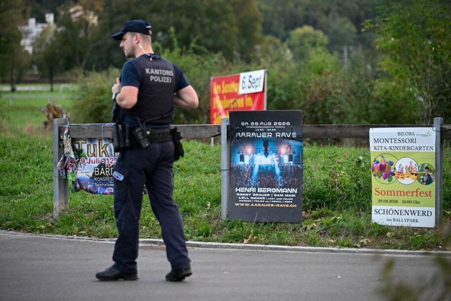 Polícia de Aarau investiga tiroteio que deixou mulher morta e cinco feridos