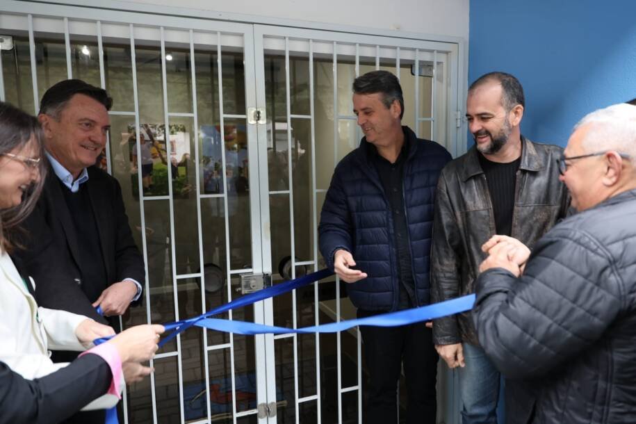 Prefeito Adriano Zimmermann inaugura nova sede da Educação em Guaramirim
