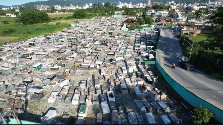 Prefeitura de Camboriú realiza mutirão para recadastramento de jazigos e túmulos
