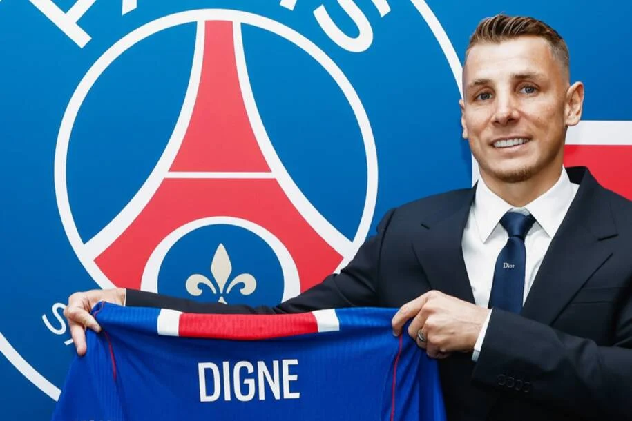 PSG confirma Lucas Digne como novo reforço após 11 anos de ausência