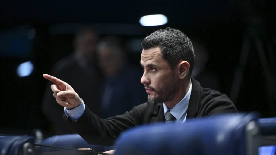 Republicanos confirma Cleitinho Azevedo como candidato ao governo de Minas Gerais