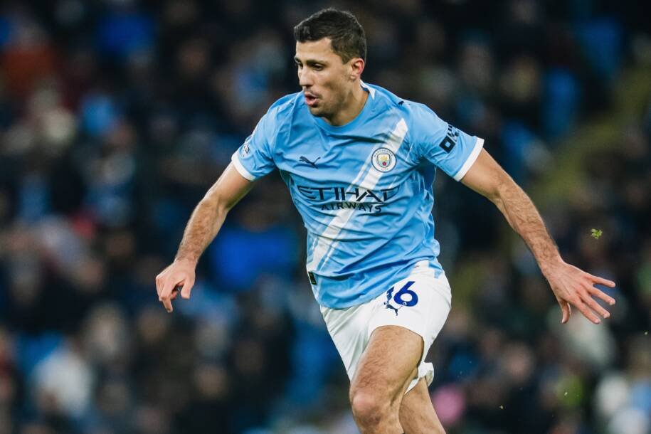 Rodri prefere Barcelona, mas Manchester City rejeita proposta de 45 milhões