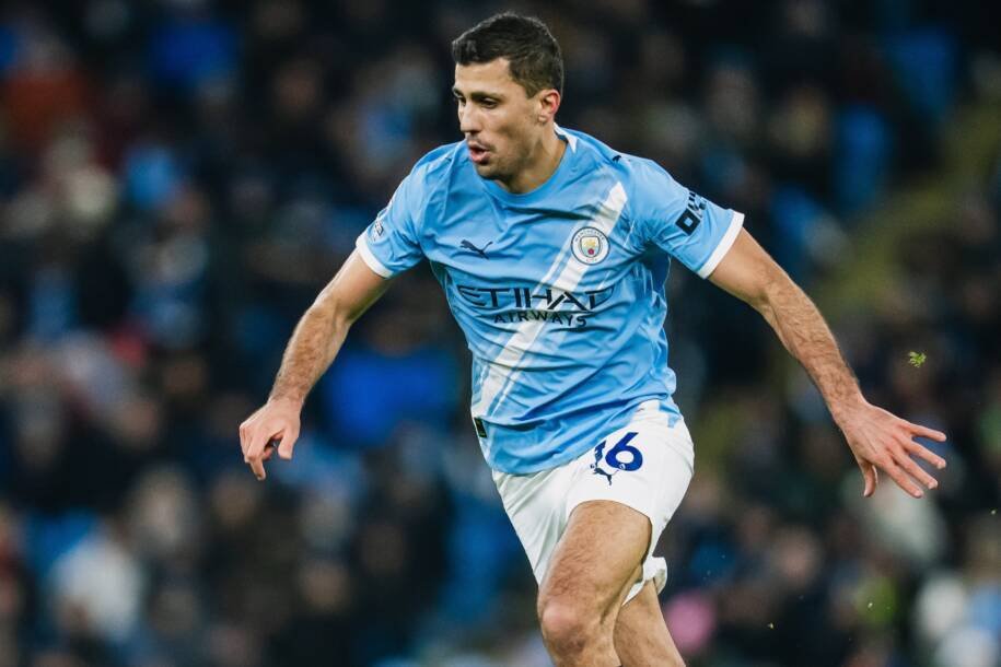 Rodri prefere Barcelona, mas Manchester City rejeita proposta de 45 milhões