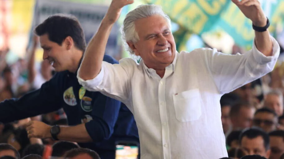 Ronaldo Caiado lança campanha digital e critica Lula e Flávio Bolsonaro