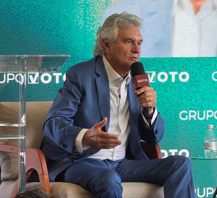 Ronaldo Caiado promete Selic a 6% e defende fim da escala 6x1 em sabatina