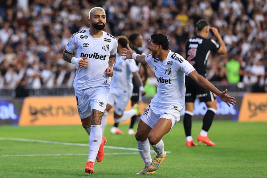 Santos vence Vasco por 3 a 0 e empurra rival para a vice-lanterna do campeonato