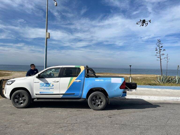Serviço Geológico do Brasil e UFRJ realizam estudos sobre praias em Maricá (RJ)