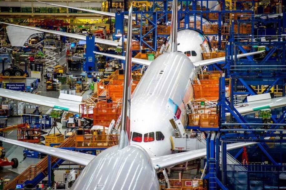 Sindicato SPEEA rejeita proposta da Boeing e mantém desconfiança sobre líderes