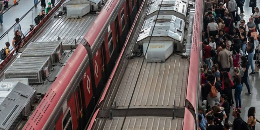 Trabalhadores da CPTM iniciam greve e exigem revisão da privatização das linhas