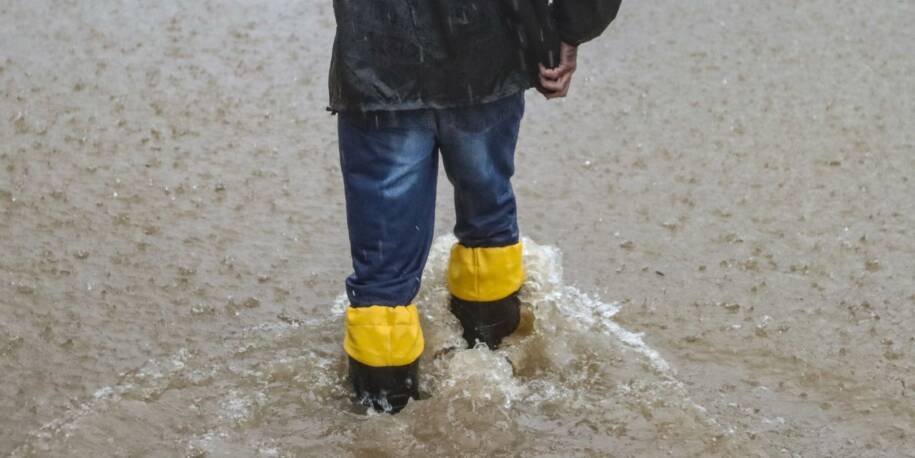 Tragédia em Porto Alegre: menino de 8 anos morre em tempestade devastadora