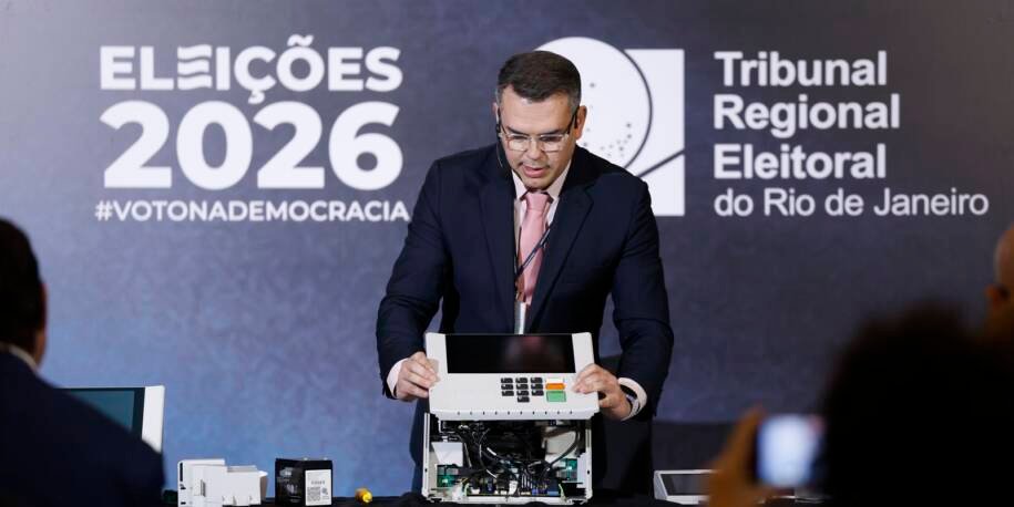 TRE-RJ defende segurança das urnas eletrônicas após ataques à legitimidade do voto