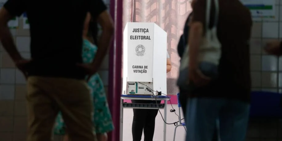 TSE revela 1.103 denúncias de irregularidades em campanha eleitoral acirrada