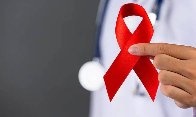 UNAIDS alerta: Brasil registra aumento de infecções por HIV em 2024