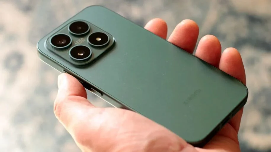 Xiaomi 18 revela design assimétrico inédito nas câmeras e promete inovação