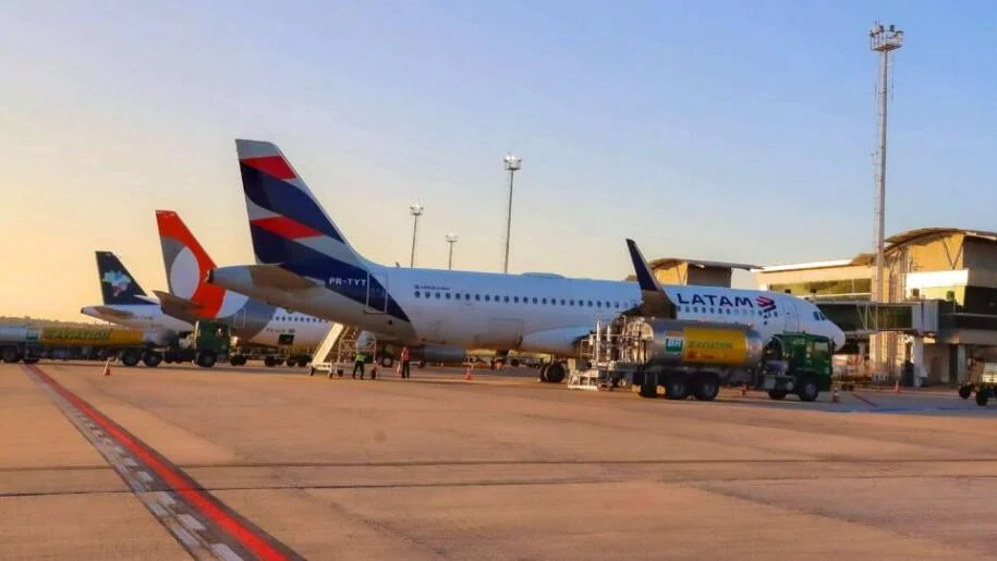 Alta prevê que reforma tributária pode encarecer passagens aéreas em até 16%