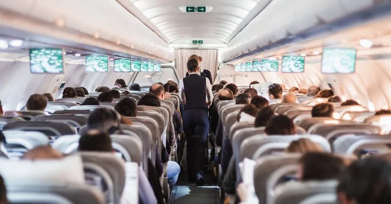 Anac impõe suspensão de até 12 meses para passageiros indisciplinados em voos