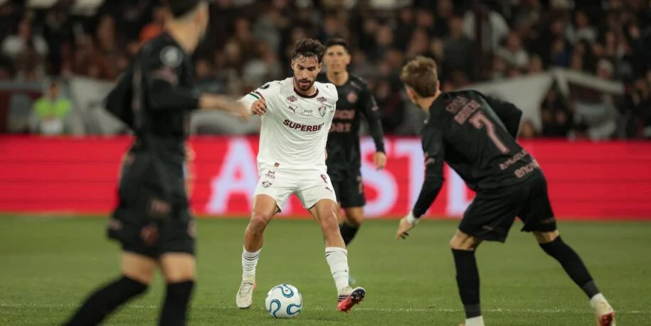 Ancelotti convoca Martinelli, do Fluminense, para amistosos decisivos na Ásia