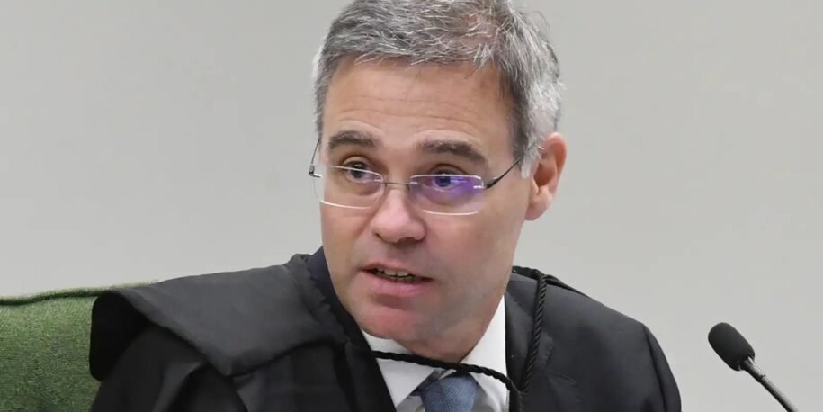 André Mendonça afasta Andrei Rodrigues da PF após pedido do partido Novo