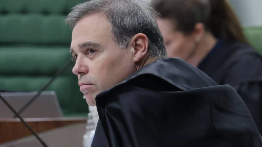 André Mendonça e Luiz Fux acionam PF após dados de Vorcaro ficarem inacessíveis