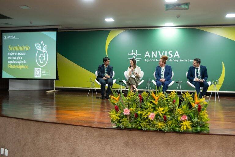 Anvisa promove seminário e debate novo marco regulatório de fitoterápicos