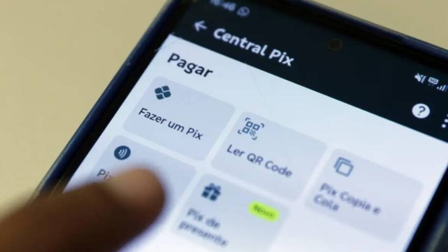 Banco Central e BCE avaliam interligação do Pix com TIPS para pagamentos mais rápidos