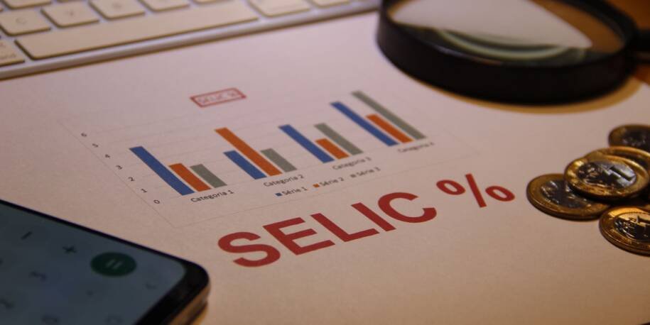Banco Central reduz projeção da Selic para 13,50% e gera expectativa de cortes