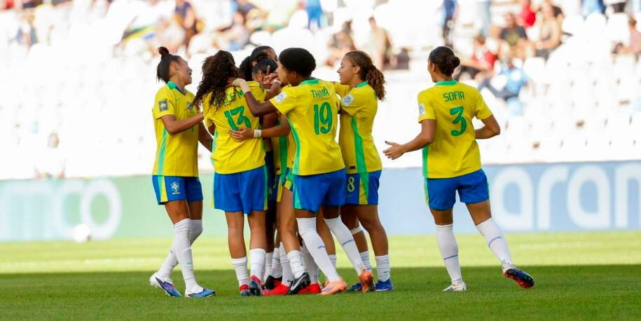 Brasil arrasa Tanzânia com 4 a 1 e busca título inédito na Copa sub-20 feminina
