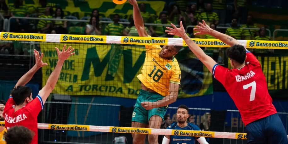 Brasil supera Chile por 3 a 0 e avança no Sul-Americano de Vôlei Masculino