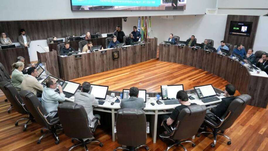 Câmara de Balneário Camboriú aprova alienação de área e monitoramento urbano