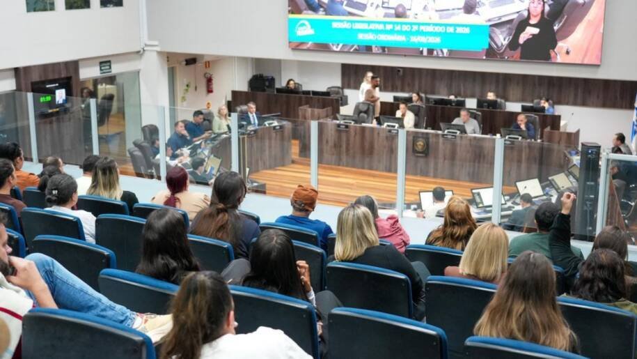 Câmara de Vereadores de Balneário Camboriú aprova projetos e gera polêmica
