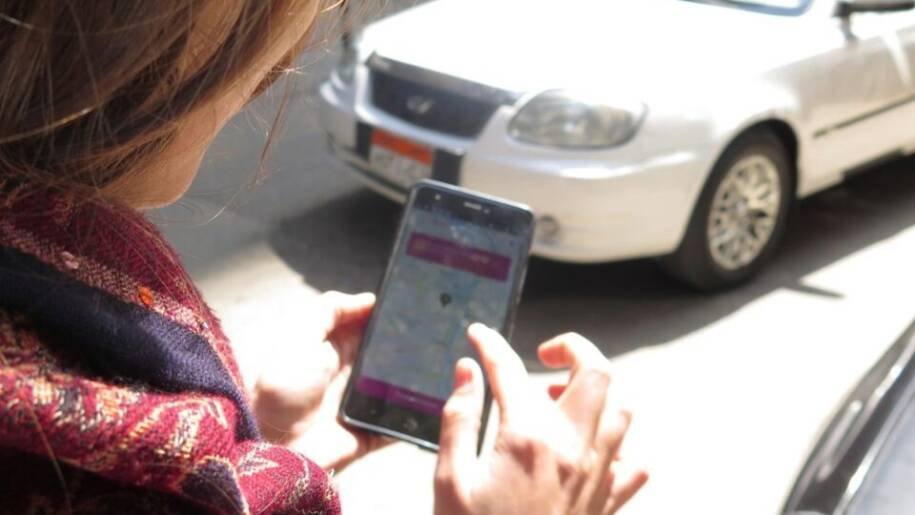 Câmara dos Deputados aprova R$ 30 bilhões para motoristas de app e taxistas