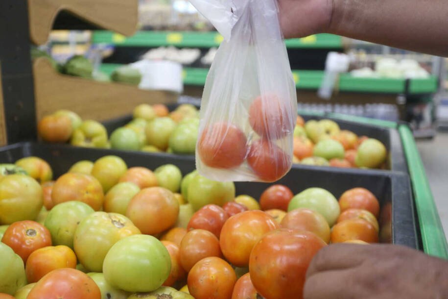 Campo Grande registra queda de 0,49% na cesta básica e trabalhador sofre impacto