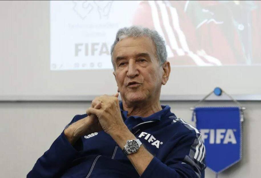 Carlos Alberto Parreira supera 80 dias de internação e deixa Hospital Samaritano Barra