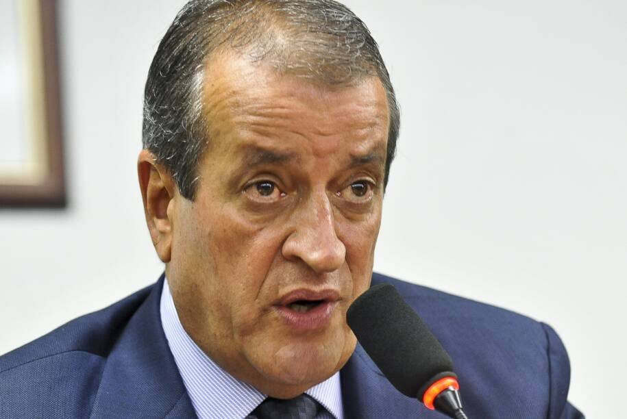 Cezinha de Madureira é alvo de operação da PF; Valdemar Costa Neto defende deputado