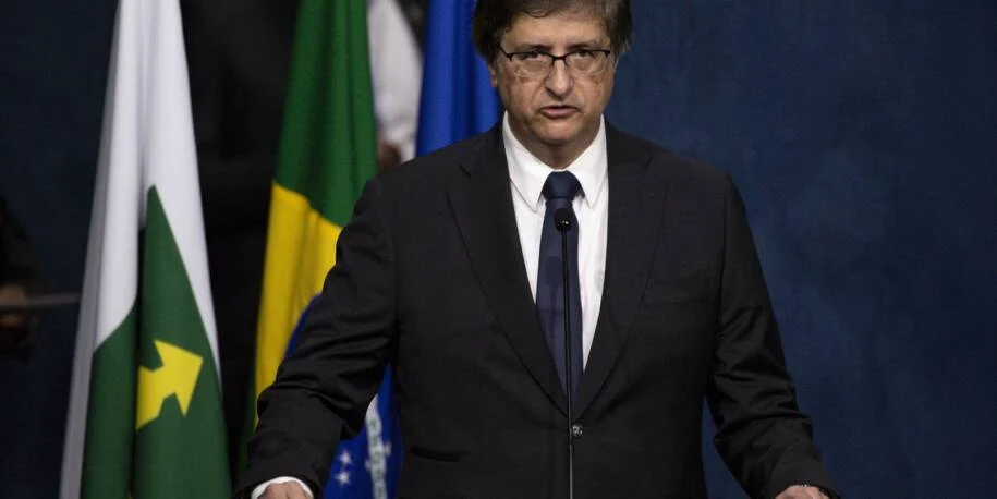Conselho Superior do MPF rejeita investigação contra Paulo Gonet por 5 a 4