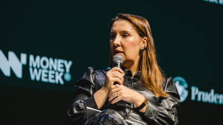 Daniella Marques critica Lula e defende debate sobre privilégios antes de salário mínimo