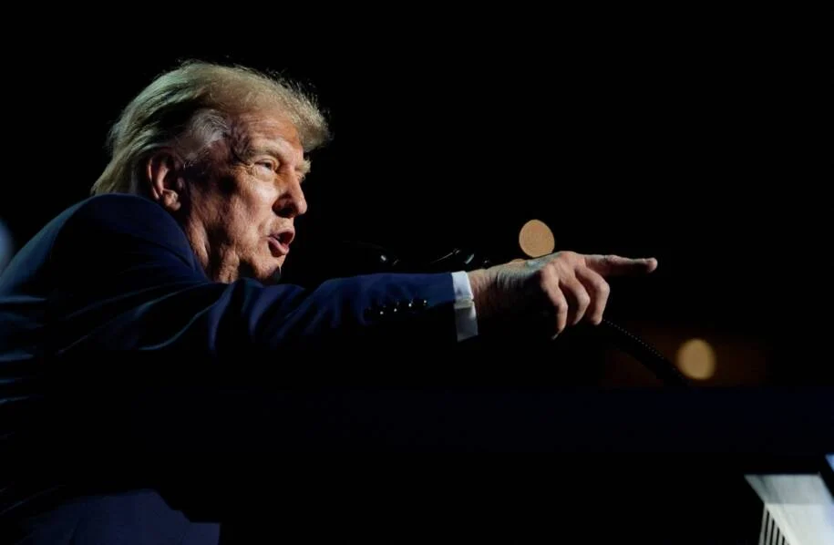 Donald Trump ameaça tarifas severas à UE após proposta de Ursula von der Leyen