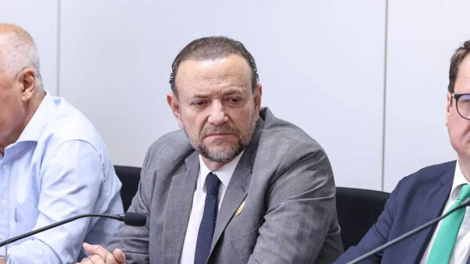 Edinho Silva afirma que vista de Flávio Dino não impacta Lula após crise no STF