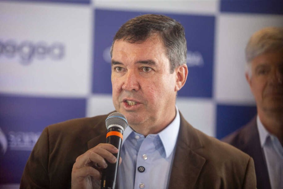 Eduardo Riedel pede consulado em San Salvador de Jujuy para fortalecer negócios